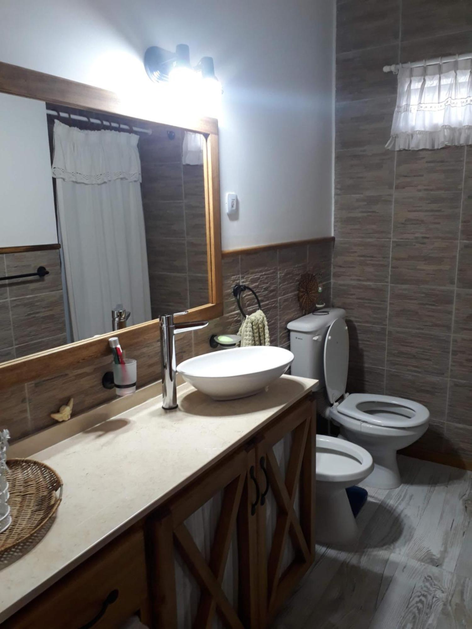 Nel'S Casa Hostel A 15 Minutos De Aeropuerto Ezeiza Монте-Гранде Екстер'єр фото